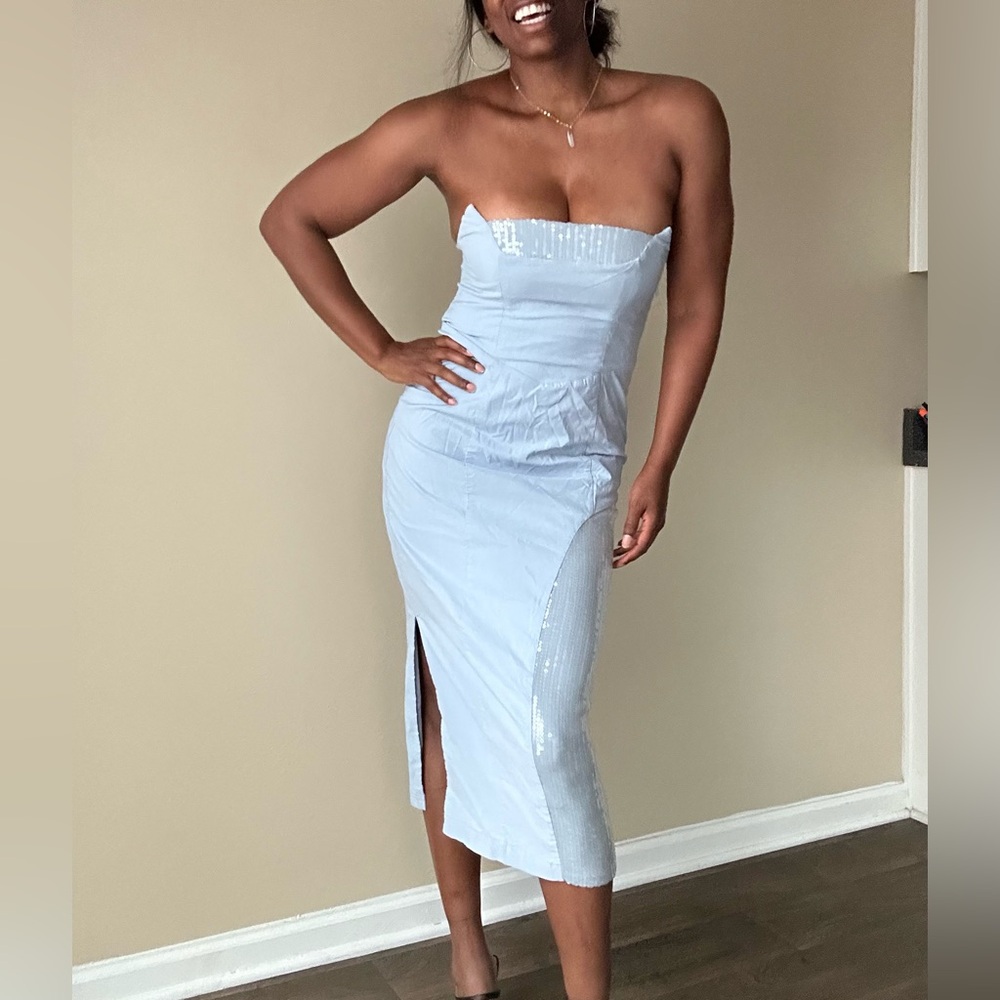 🥶 Anthropologie Light Blue Grey Strapless Midi Dress Size 8
